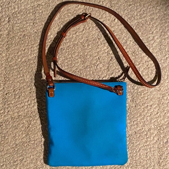 Blue North South Dooney and Bourke. - Picture 2 of 9